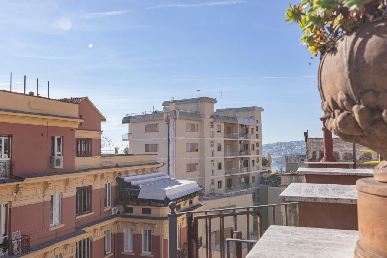 La Casa Dei Miei - Apt Con Terrazzo In Centro Naples Exterior photo