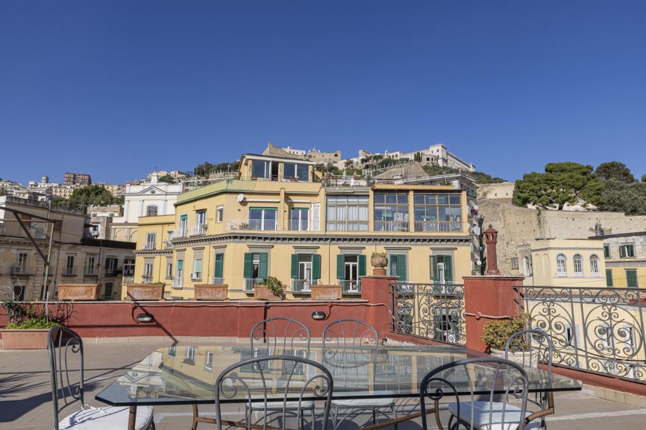 La Casa Dei Miei - Apt Con Terrazzo In Centro Naples Exterior photo
