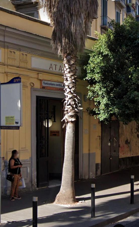 La Casa Dei Miei - Apt Con Terrazzo In Centro Naples Exterior photo